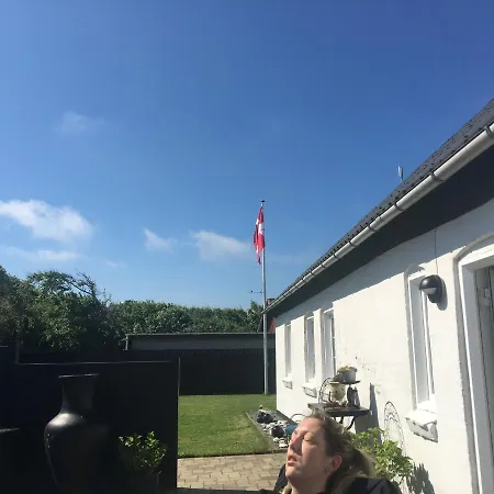 A Vesterhav - Taet Pa 18b Og Dom wakacyjny