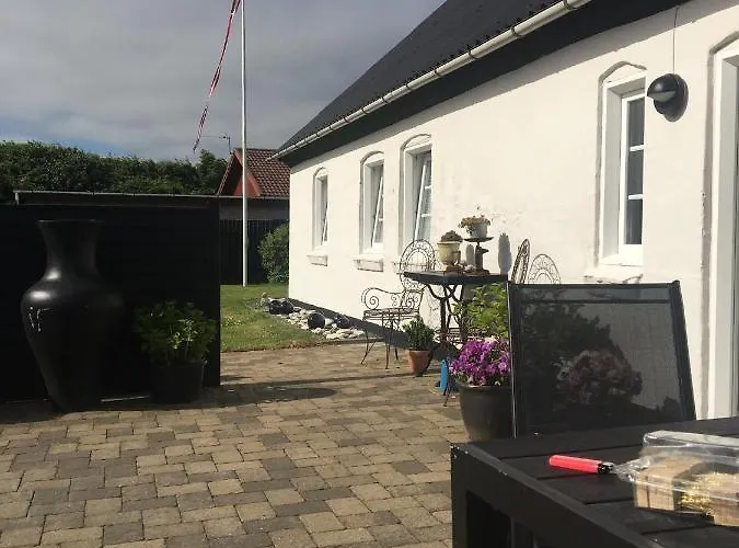 A Vesterhav - Taet Pa 18b Og * Harboør